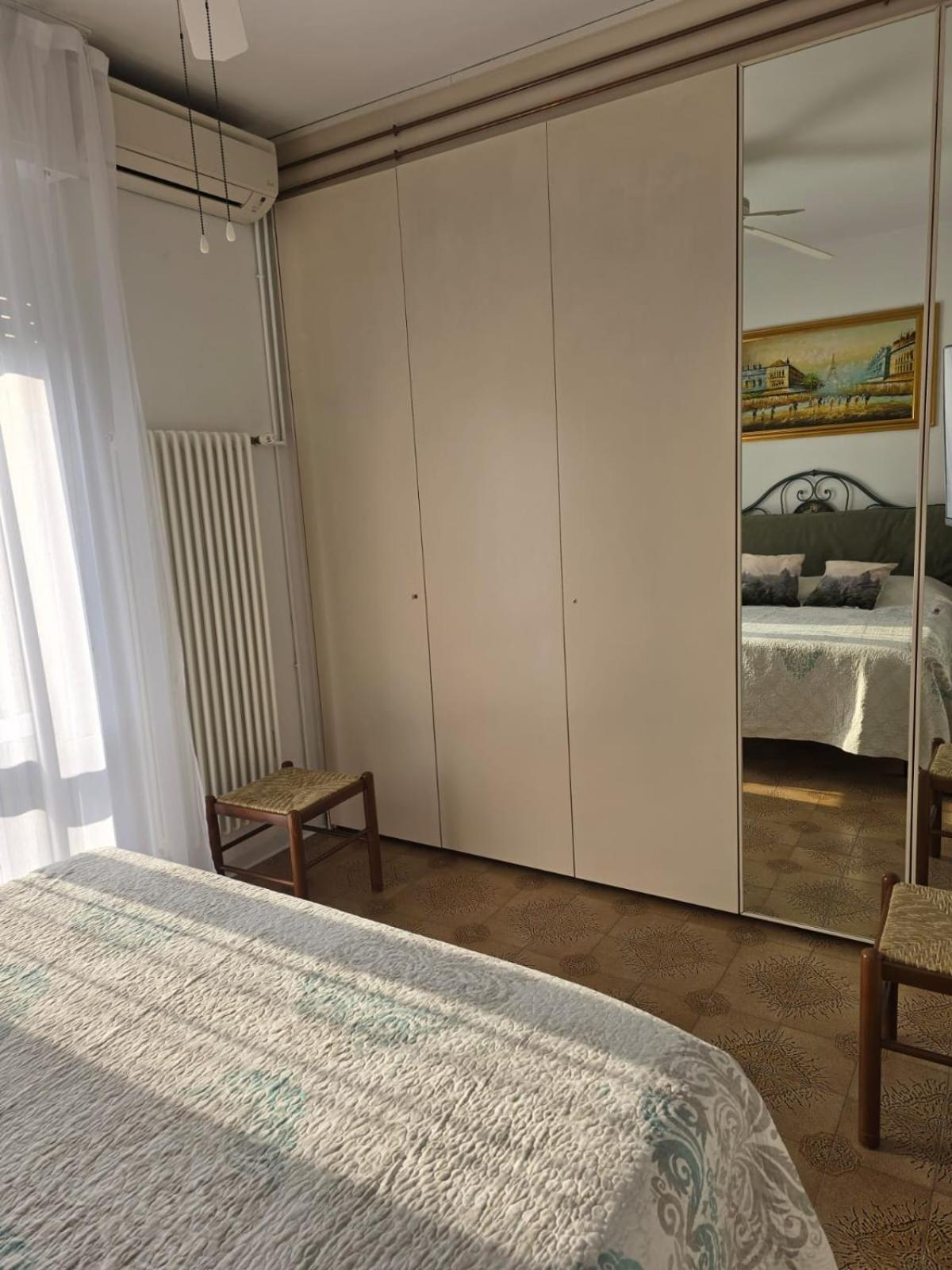 Casa Dell' Ulivo Διαμέρισμα Ντεζεντσάνο ντελ Γκάρντα Εξωτερικό φωτογραφία